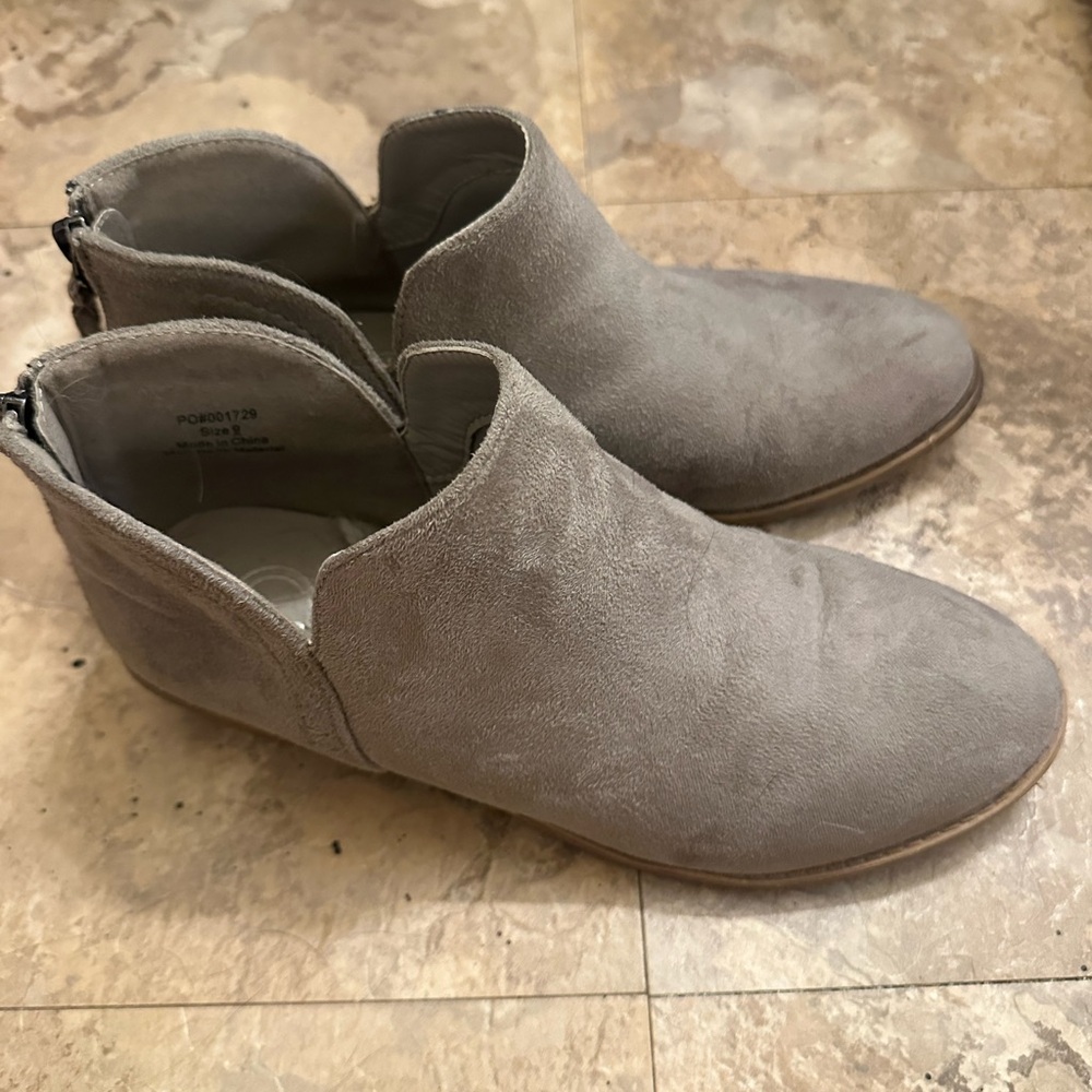 Grey Short Booties Women’s Size 9